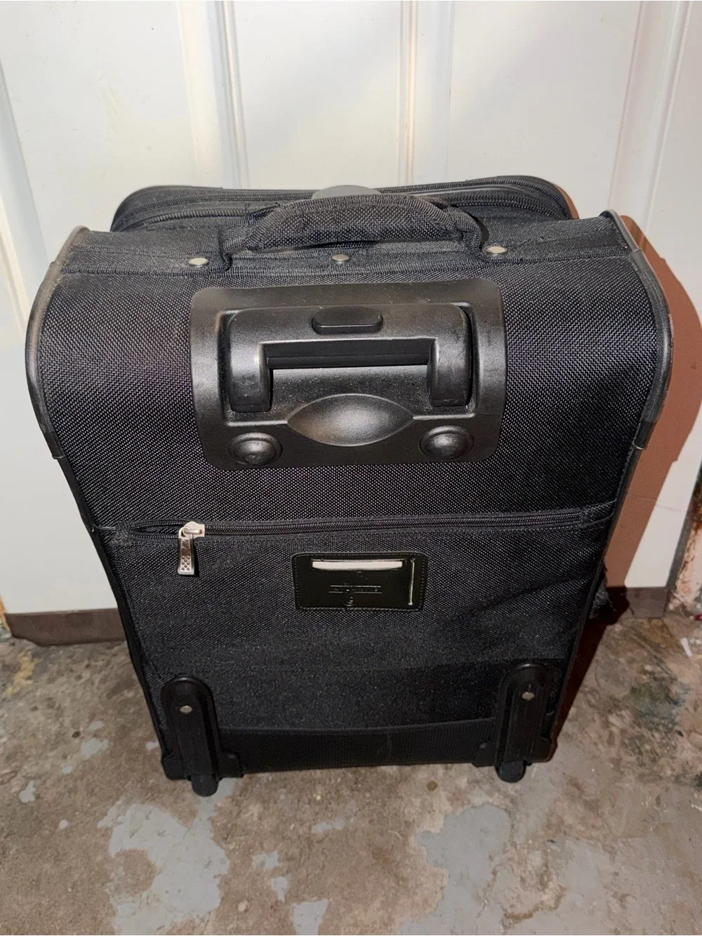 Atlantic Suitcase Luggage Travel Bag With Handle Good Condition Used Pre Owned A